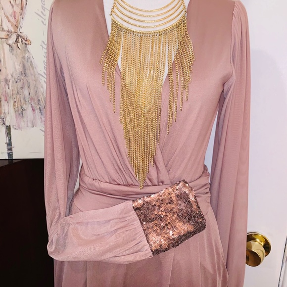 FabLux Mauve Jumpsuit Size Medium - Picture 6 of 8